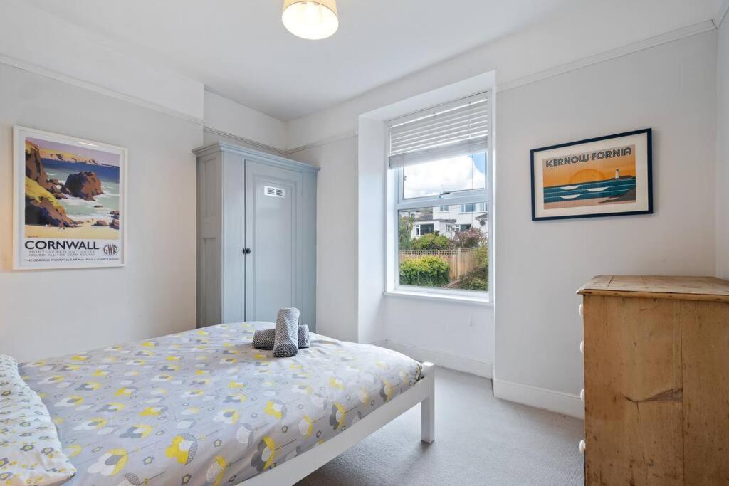 Pendennis - Bright Victorian Flat, Sea Views & Close To Beach Falmouth Extérieur photo